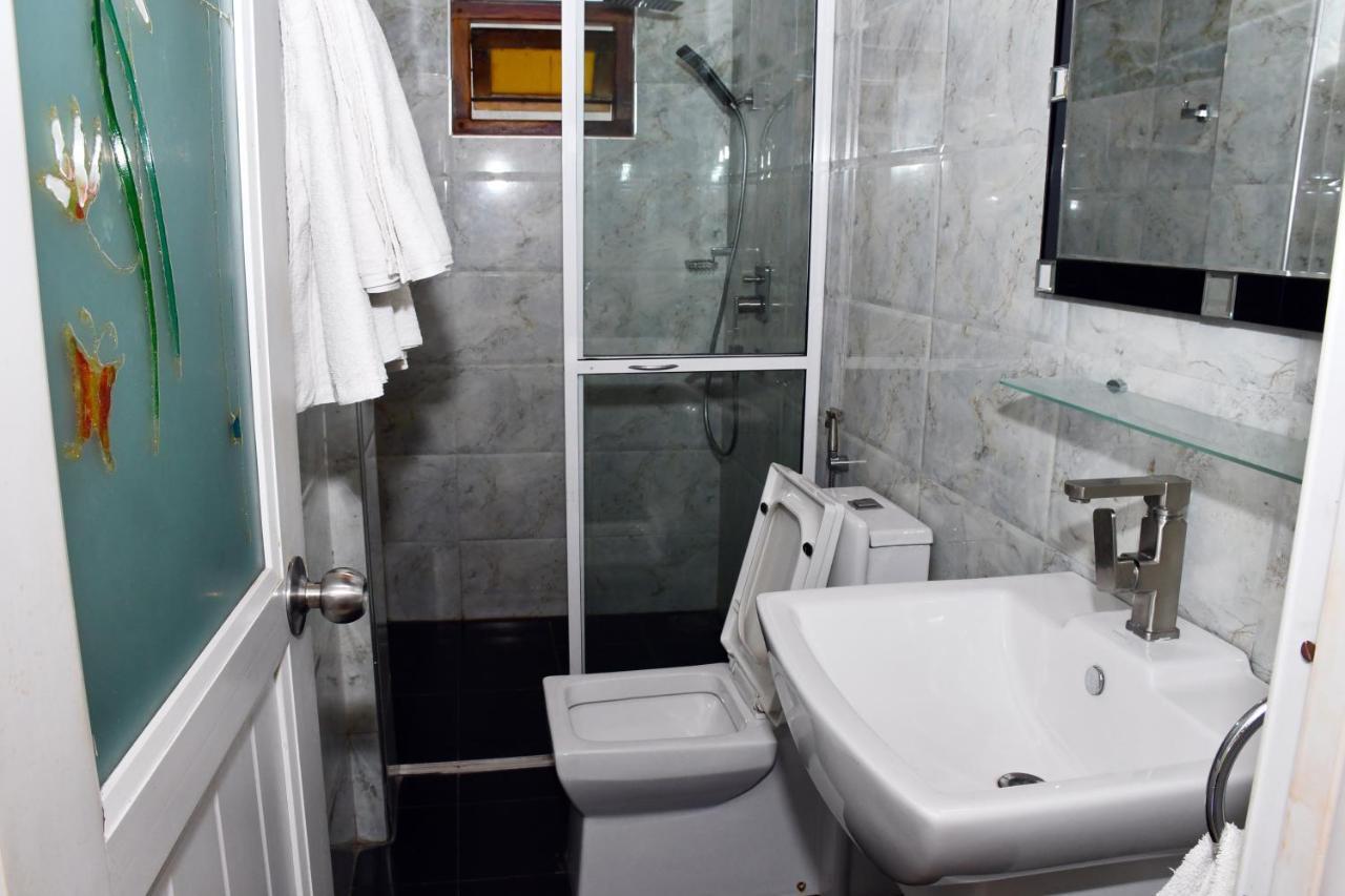 Bluewater Beach Resort Trincomalee Bagian luar foto
