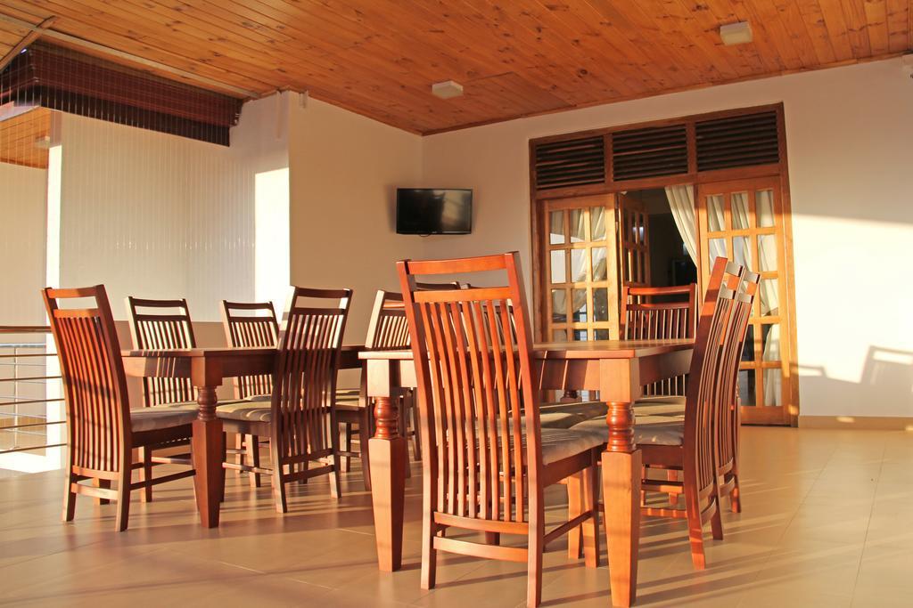 Bluewater Beach Resort Trincomalee Bagian luar foto